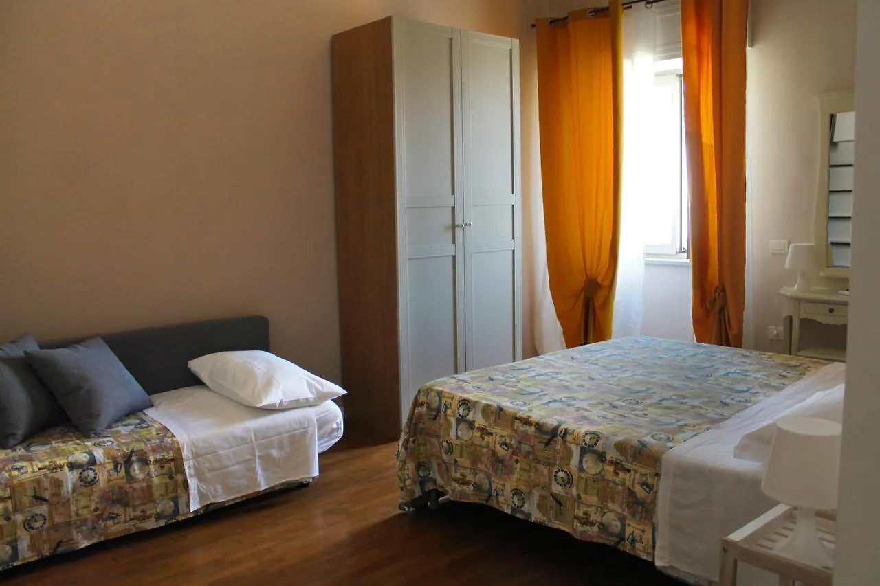 נאפולי Vesuviane 'E Belle 'Mbriane B&B 0*,  איטליה